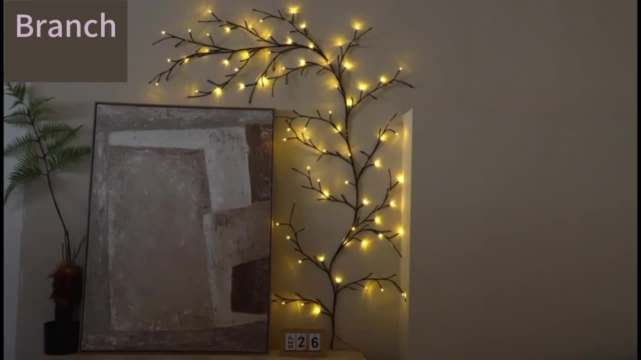 USB-Powered 96 LED Willow Vine Wall Light